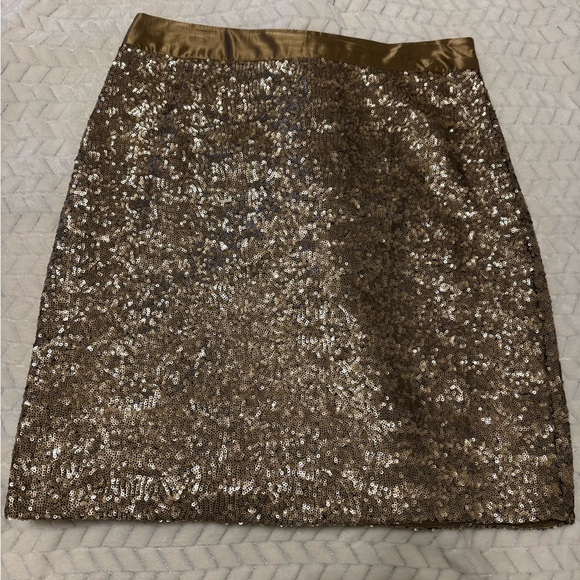 Dresses & Skirts - Glamorous Sequin Mini Skirt in Gold